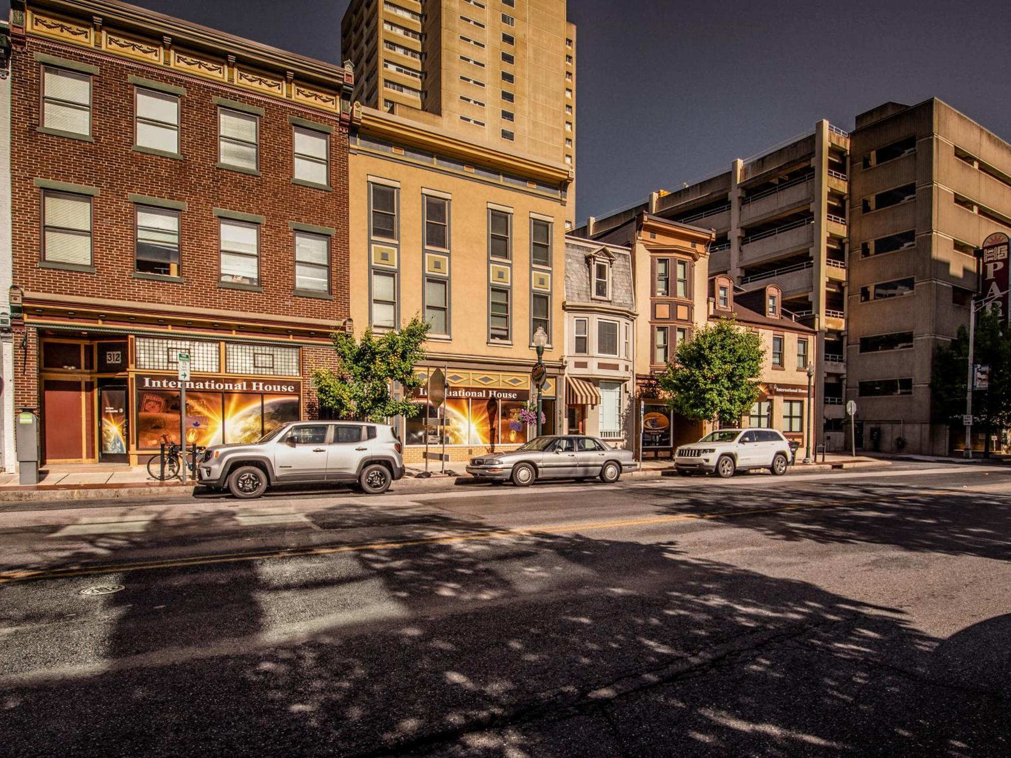 Hotel Burgbnb Downtown Harrisburg